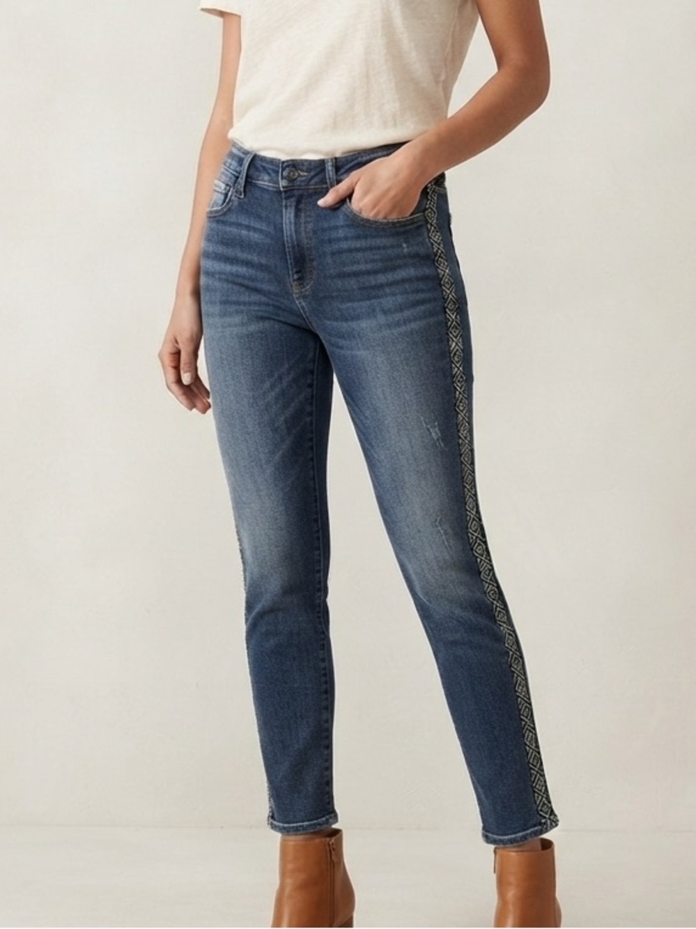 Driftwood Sz 31 Jackie Denim Slim Embroidered Side Western Boho Jeans